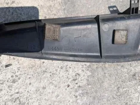 Накладка на стоп Toyota Harrier MCU35W 1MZ-FE Лев. Задн. - миниатюра 2