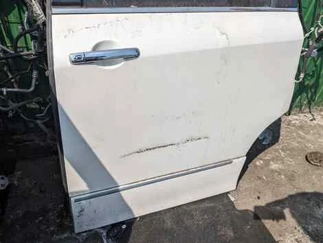 Дверь Nissan Elgrand TE52 QR25DE Лев. Задн. - миниатюра 2