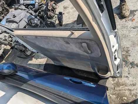 Дверь Mazda MPV LW5W GY Лев. Задн. - миниатюра 3