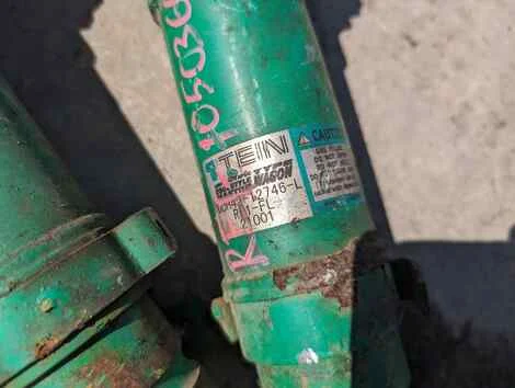 Стойка Honda Stepwgn RF1 B20B Перед. - миниатюра 2