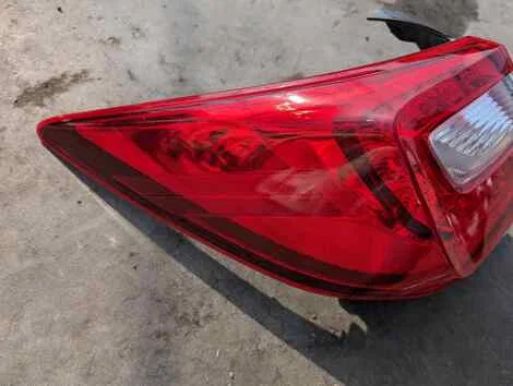 Стоп Subaru Legacy BRM FB25B Лев. Задн. - миниатюра 2