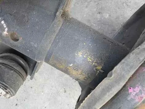 Стойка Volvo V70 SW59 B5254T2 Прав. Перед. - миниатюра 3