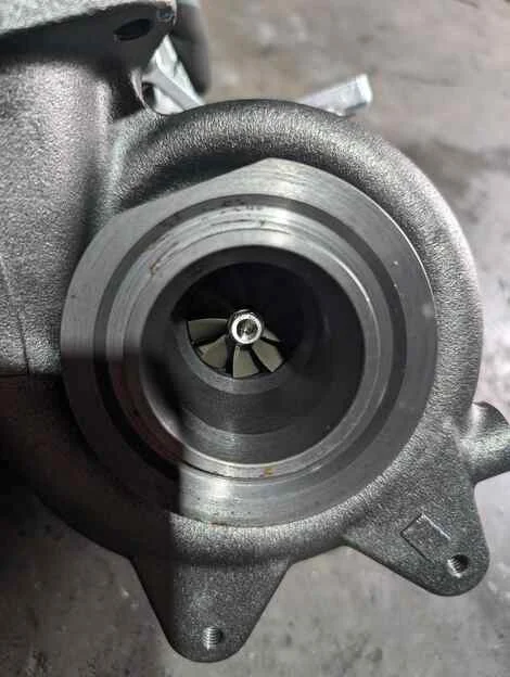 Турбина Toyota Hilux Pick Up GUN125 2GD-FTV - миниатюра 5