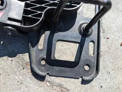 Замок капота Audi A4 8KCDN CDN - миниатюра 2