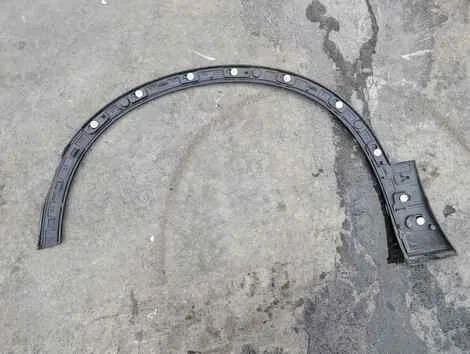 Дефендер Volvo Xc40 B4204T47 Прав. Перед. - миниатюра 2