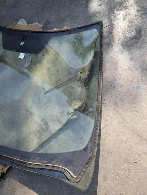 Лобовое стекло Toyota Corolla Axio NKE165 1NZ-FXE - миниатюра 4