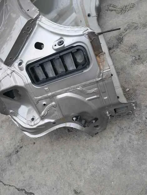 Крыло Volvo Xc40 B4204T47 Прав. Задн. - миниатюра 4