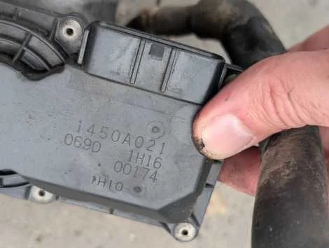 Дроссельная заслонка Mitsubishi i HA1W 3B20 - миниатюра 2
