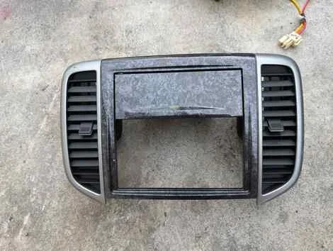 Консоль магнитофона Nissan Wingroad NY12 HR15DE - изображение 1