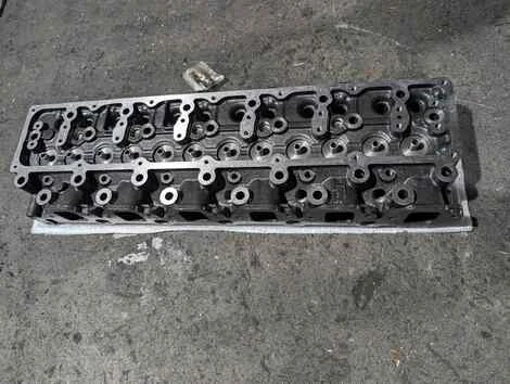 Головка блока цилиндров Nissan Safari WRGY60 TD42 - миниатюра 4