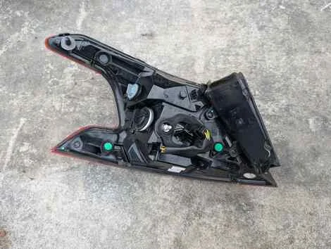Стоп Peugeot 308 T91 EB2DTS Прав. Задн. - миниатюра 3