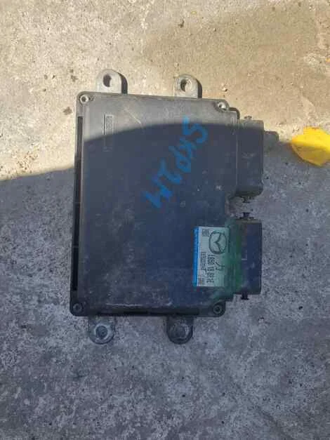 Блок efi Mazda Bongo SKP2M L8 - изображение 1