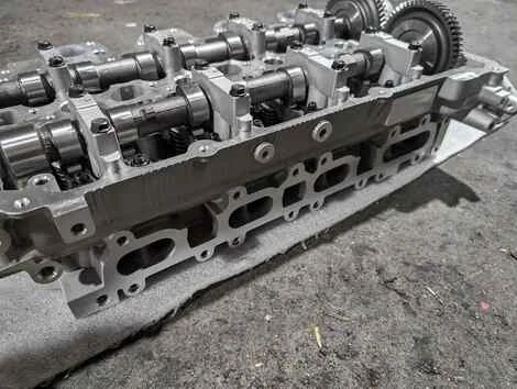 Головка блока цилиндров Mitsubishi L200 KB4T 4D56 - миниатюра 2
