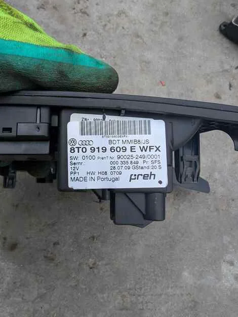 Консоль кпп Audi A4 8KCDN CDN - миниатюра 2