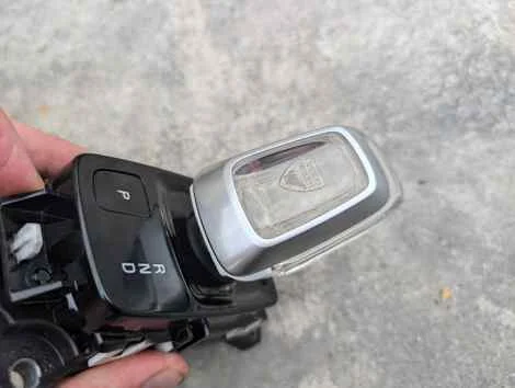 Селектор акпп Volvo Xc40 B4204T47 - миниатюра 2