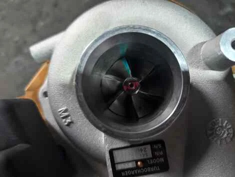 Турбина Nissan Navara D40 YD25DDTi - миниатюра 3
