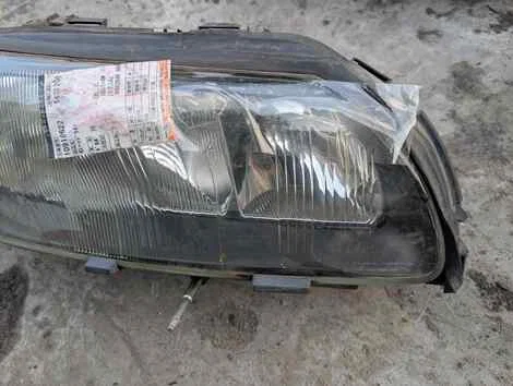 Фара Volvo V70 SW65 B5244S2 Прав. Перед. - миниатюра 3