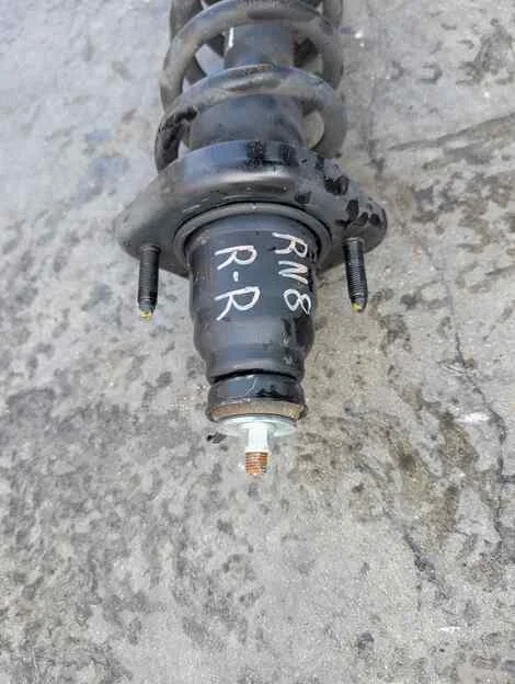 Стойка Honda Stream RN8 R20A Прав. Задн. - миниатюра 3