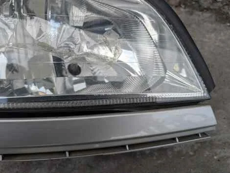 Фара Opel Zafira F75 Z18XE Прав. Перед. - миниатюра 3
