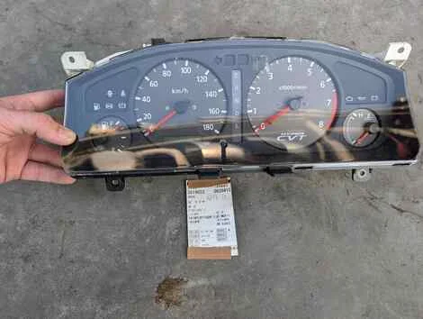 Спидометр Nissan Primera WQP11 QG18DE - изображение 1