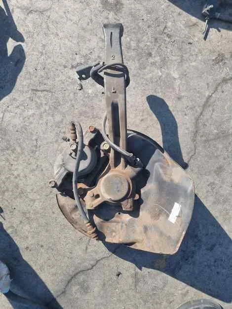 Ступица Toyota Progres JCG10 1JZ-FSE Лев. Перед. - миниатюра 2