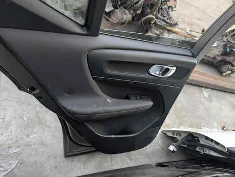 Дверь Volvo Xc40 B4204T47 Лев. Задн. - миниатюра 4
