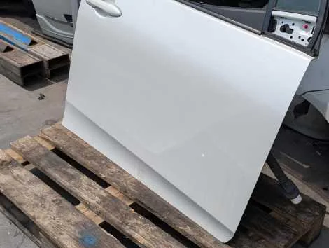 Дверь Toyota Prius ZVW50 2ZR-FXE Прав. Перед. - миниатюра 2