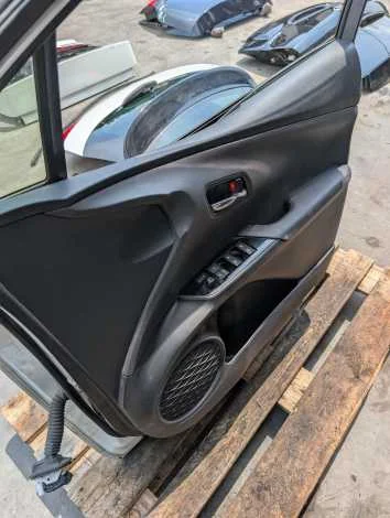 Дверь Toyota Prius ZVW50 2ZR-FXE Прав. Перед. - миниатюра 8