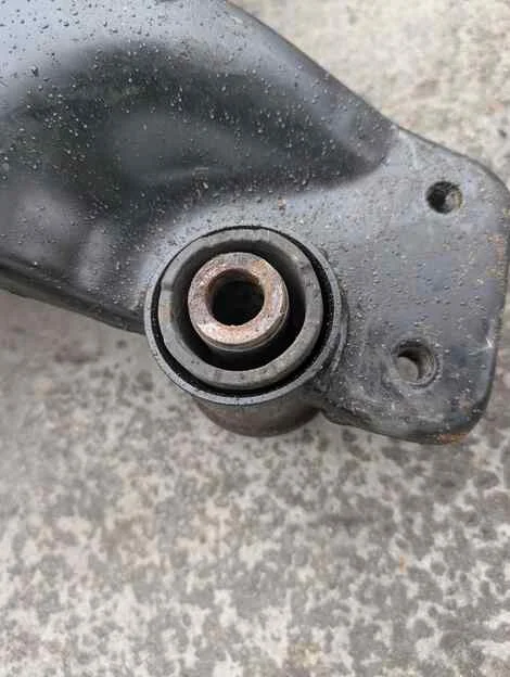 Балка под двс Nissan Teana TNJ31 QR25DE - миниатюра 2