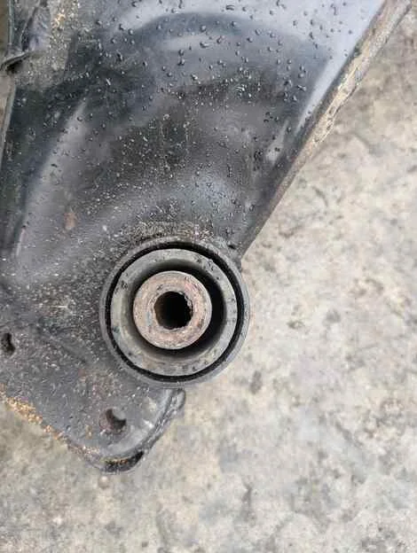 Балка под двс Nissan Teana TNJ31 QR25DE - миниатюра 3
