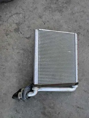 Радиатор печки Toyota Wish ZGE25G 2ZR-FAE