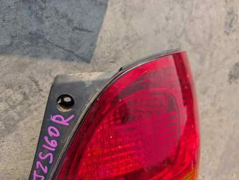 Стоп Toyota Aristo JZS160 2JZ-GE Прав. Задн. - миниатюра 3