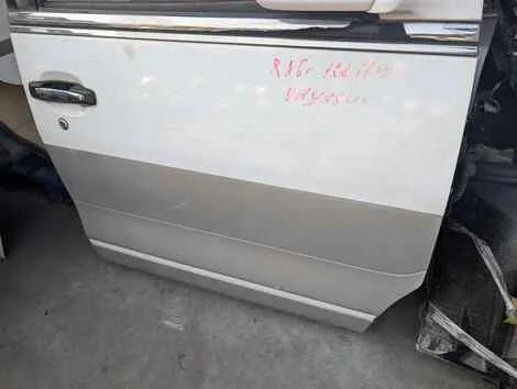 Дверь Nissan Largo NW30 KA24DE Прав. Перед. - миниатюра 3