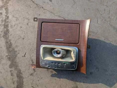 Консоль кпп Nissan Fuga PNY50 VQ35DE - изображение 1