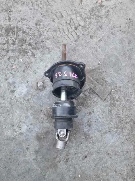 Рулевой карданчик Toyota Aristo JZS160 2JZ-GE - изображение 1