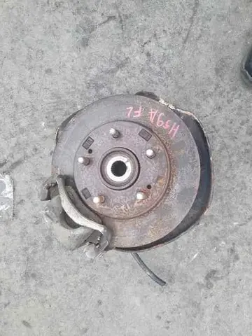 Ступица Nissan Kix H59A 4A30 Лев. Перед.