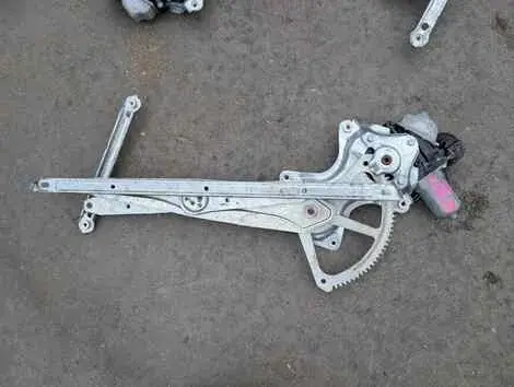 Стеклоподъемник Toyota Wish ZGE25G 2ZR-FAE Лев. Перед.