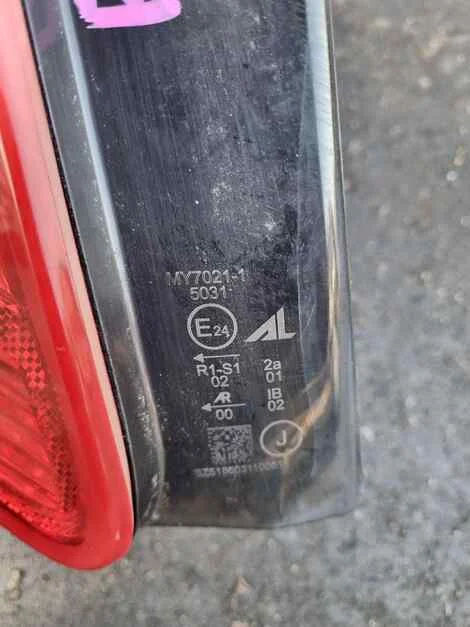 Стоп Suzuki Kizashi RE91S J24B Лев. Задн. - миниатюра 2