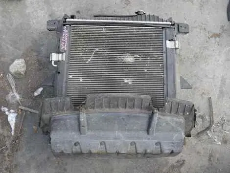 Радиатор охлаждения Ford Explorer U251 Triton V8