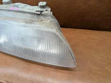 Фара Honda Civic EF2 D15B Прав. Перед. - миниатюра 2