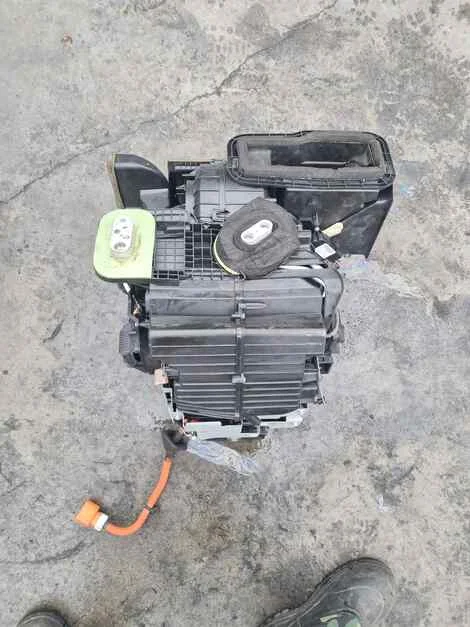 Печка Nissan Leaf AZE0 EM57 - миниатюра 3