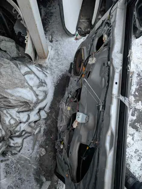 Дверь Mazda MPV LW3W L3 Прав. Перед. - миниатюра 4
