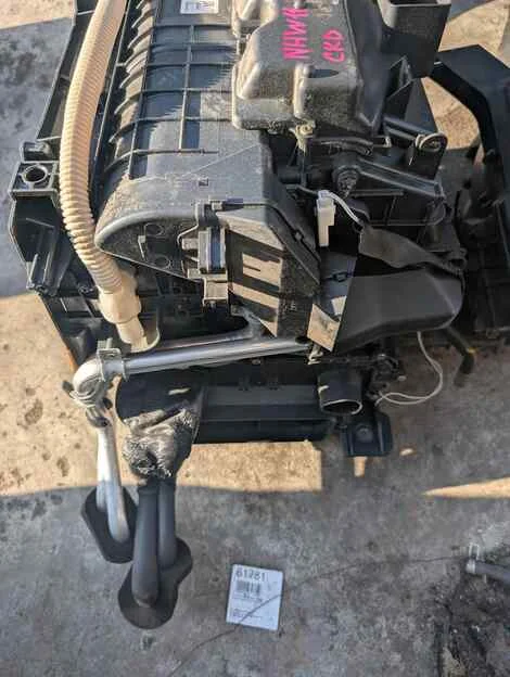 Печка Toyota Prius NHW11 1NZ-FXE - миниатюра 3