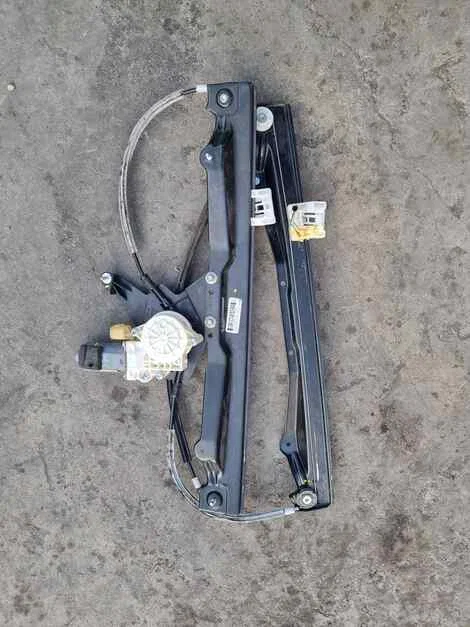 Стеклоподъемник Ford Explorer U251 Triton V8 Прав. Перед. - миниатюра 2