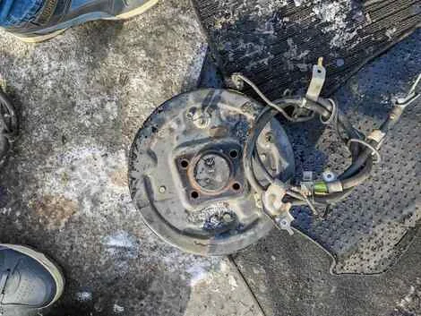 Ступица Toyota Ractis NSP120 1NR-FE Лев. Задн. - миниатюра 2