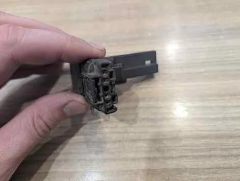 Датчик расхода воздуха Honda Stepwgn RG4 K24A - миниатюра 3