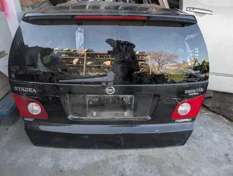 Дверь 5-я Nissan Stagea NM35 VQ25DET Задн.