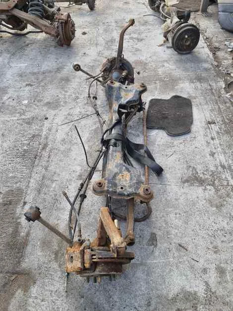 Балка Mitsubishi Diamante F31A 6G73 Задн. - миниатюра 3