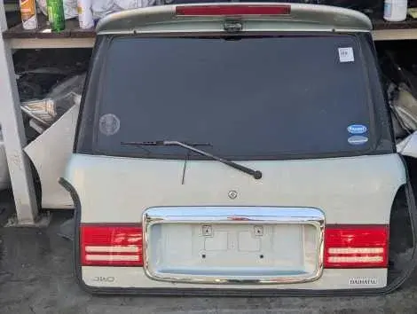 Дверь 5-я Daihatsu Atrai 7 S231G K3-VE Задн.