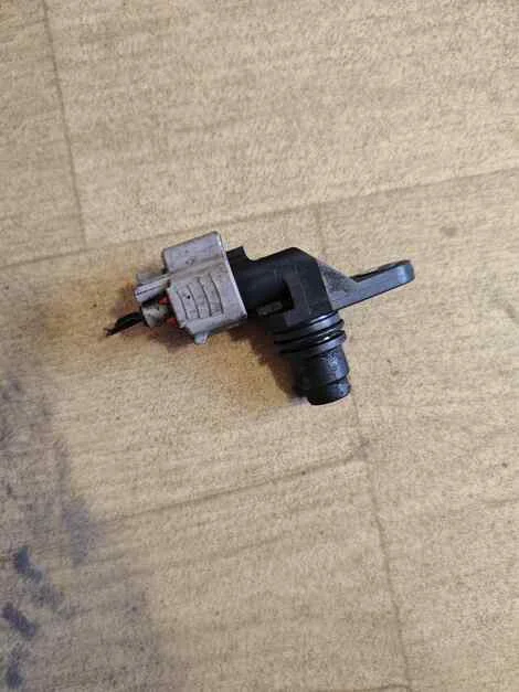 Датчик положения распредвала Suzuki Alto HA24V K6A - изображение 1